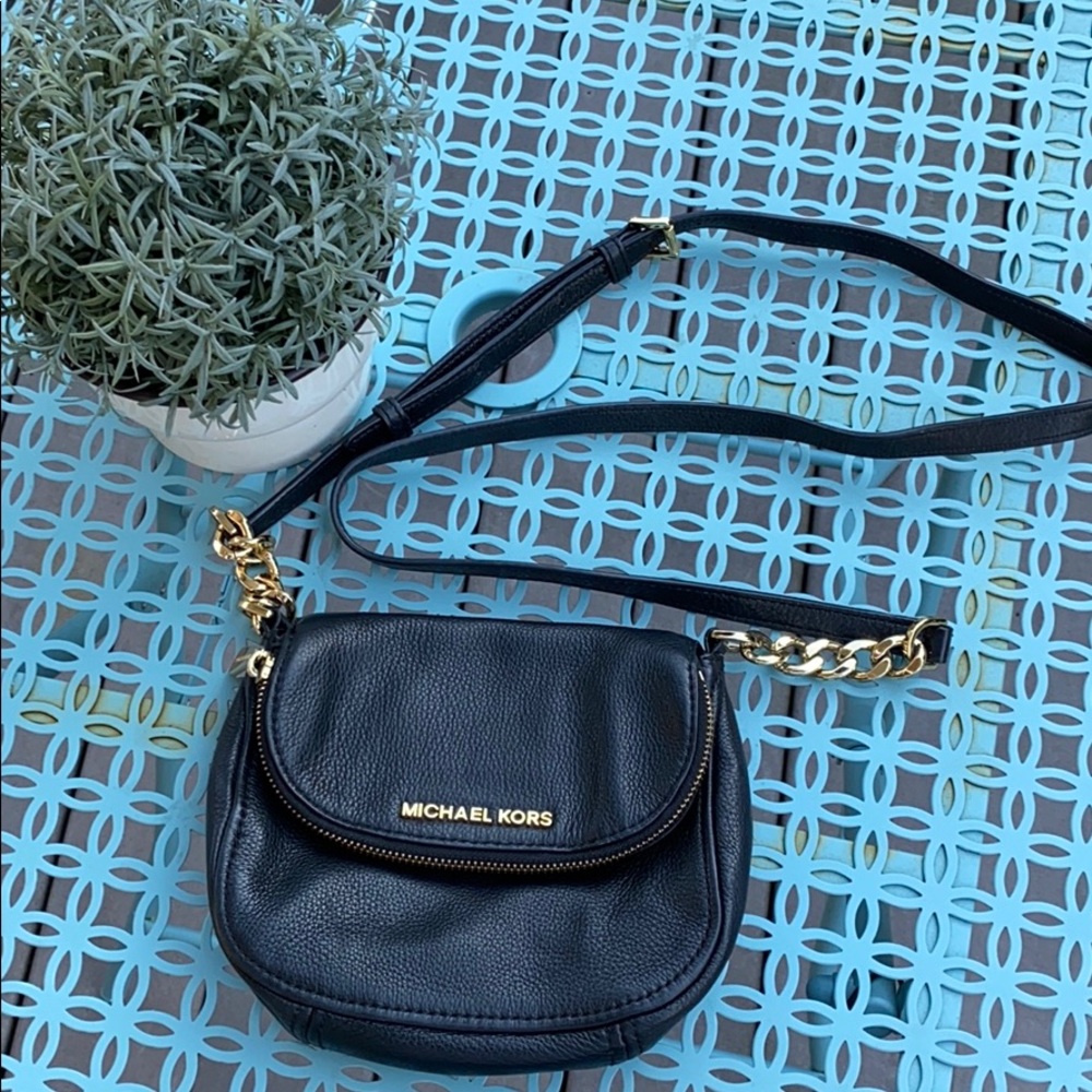 Michael Kors  crossbody purse